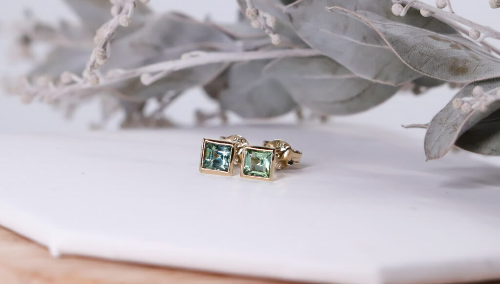 9kt-Yellow-Gold-Mozambique-Tourmaline-Studs-7.1
